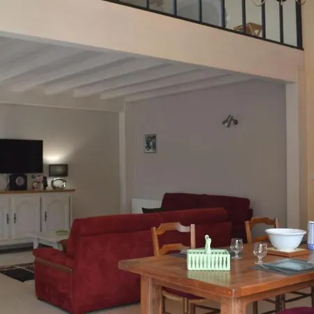 Maison De Spacieuse A La Campagne Avec Jardin Clos, Wifi, Velos Gratuits Et Equipements Bebe. - Fr-1-653-139
