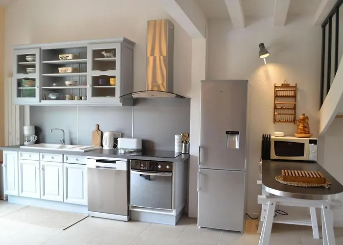 Maison De Spacieuse A La Campagne Avec Jardin Clos, Wifi, Velos Gratuits Et Equipements Bebe. - Fr-1-653-139 بيت للعطل