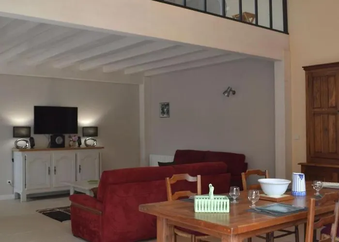 Maison De Spacieuse A La Campagne Avec Jardin Clos, Wifi, Velos Gratuits Et Equipements Bebe. - Fr-1-653-139